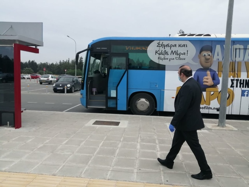 Министр транспорта провел рейд по автобусным станциям Кипра: фото 3