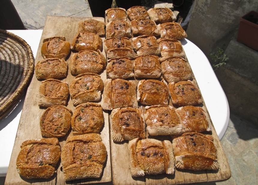 Традиционная кипрская пасхальная выпечка Флаунес: фото 14