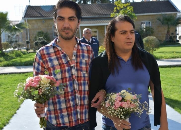 Кипрские власти пытаются разлучить первую супружескую пару геев-заключенных : фото 2