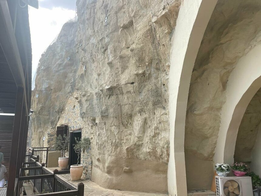 Пещерная церковь Панагии Хрисоспилиотиссы под Никосией: фото 3