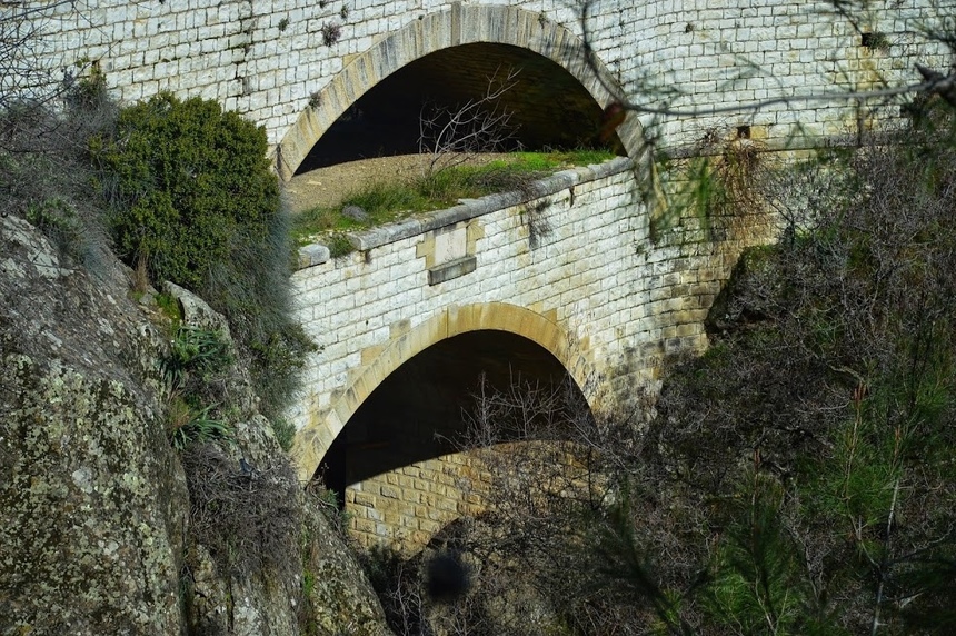 Диплогефиро (двойной мост) в Тримиклини: фото 43