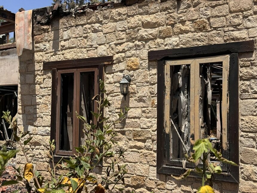 Сотрудники Cyprus Butterfly побывали на месте пожара в Суни: фото 11