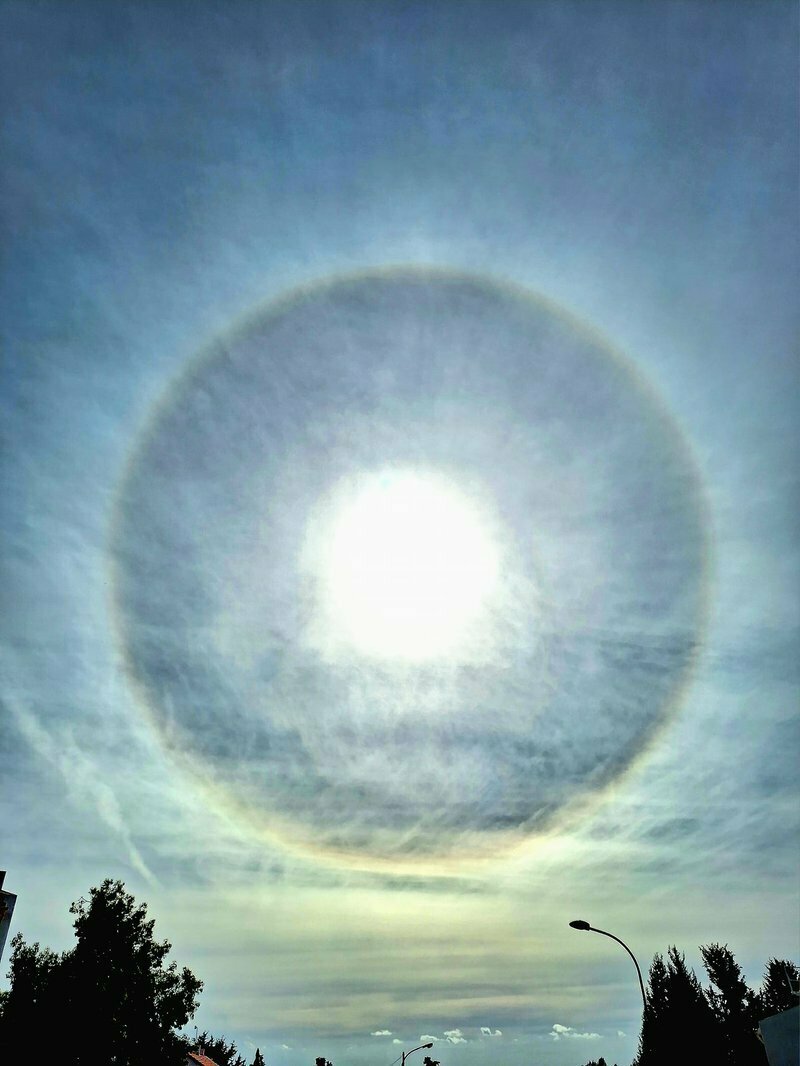 В небе над Пафосом был замечен уникальный природный феномен: фото 3