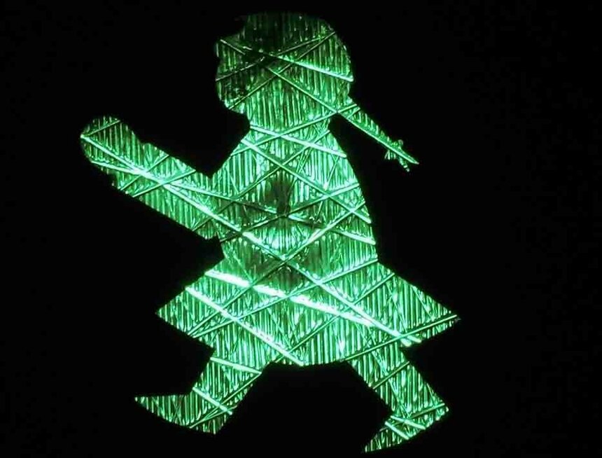На Кипре установлят светофоры с изображениями женщин в зеленом и красном цвете: фото 2
