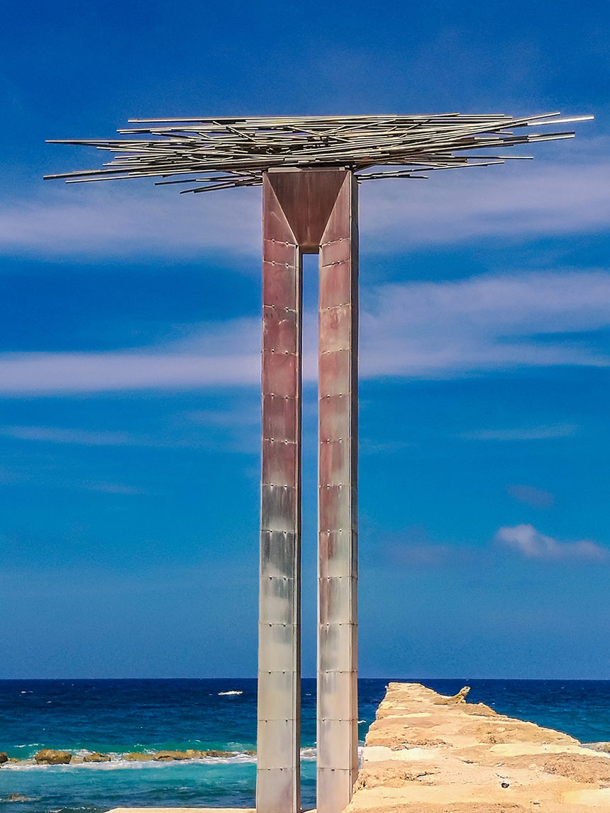 Памятник Георгиосу Гривасу и монумент Памяти и чести — одно из самых значимых мест на Кипре : фото 12
