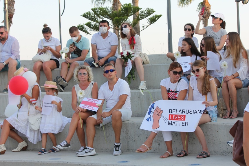 На Кипре прошли акции солидарности с жителями Беларуси: фото 25
