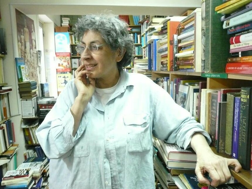 Скончалась владелица старейшего книжного магазина на Кипре: фото 5