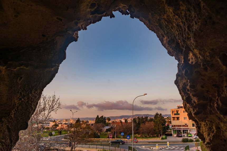 Секретная пещера покровителя всех влюбленных пар в Пафосе : фото 26