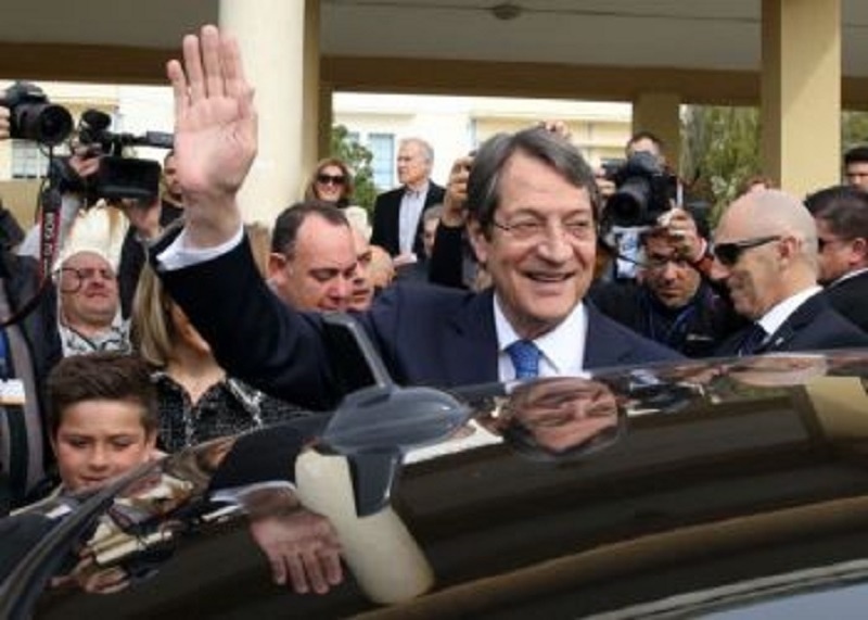 Меняй сани летом. Президент Кипра пересел на новую «Бэху» за 174 000 евро: фото 2