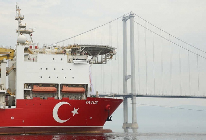 На Кипр пришел второй турецкий буровой корабль «Явуз»: фото 2