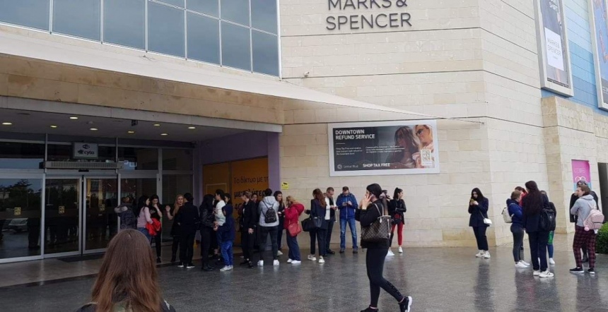 На Кипре из-за угрозы взрыва эвакуировали два торговых центра: фото 8