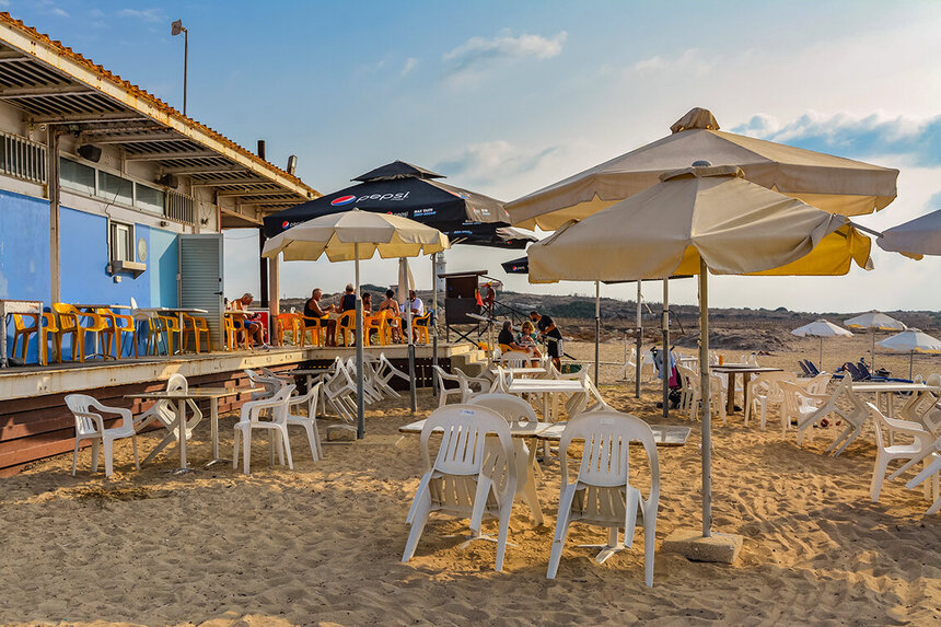 Общественный городской пляж Фарос в Пафосе: фото 16