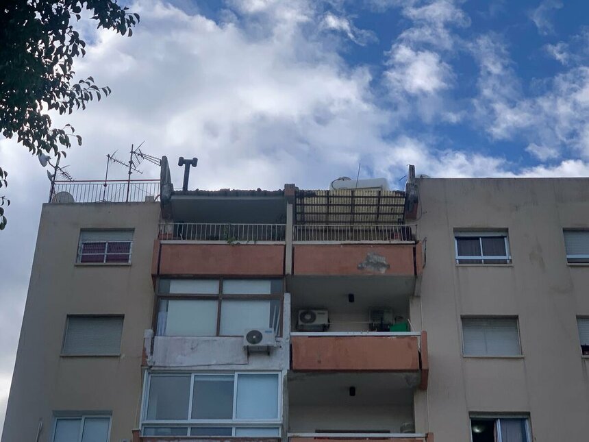 Очередной балкон обвалился в центре Лимассола: фото 2