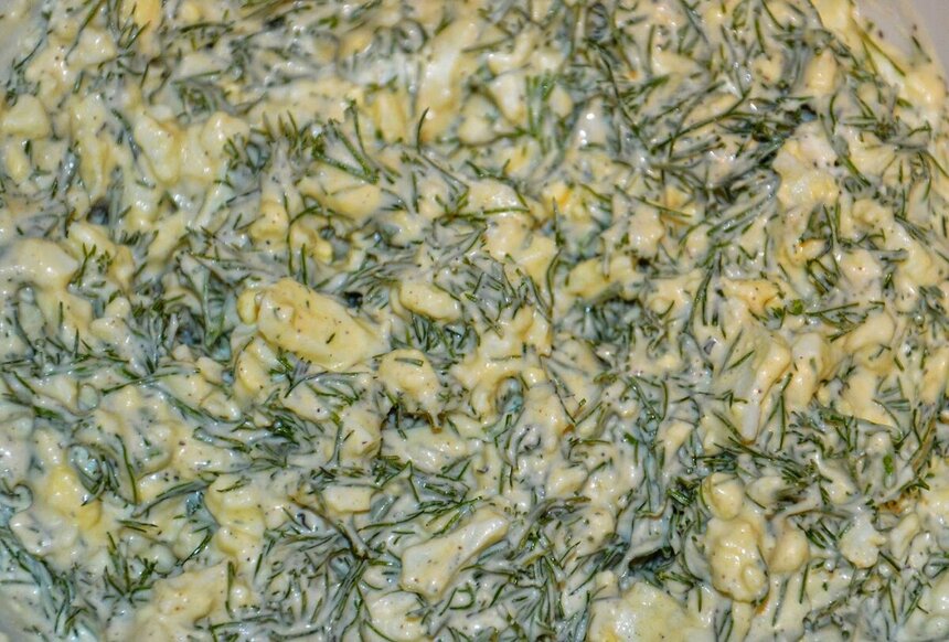 Полезная кухня Кипра. Нежный, аппетитный белковый салат с креветками, кукурузой и пряной зеленью, который непременно оценят по достоинству любители морепродуктов: фото 18