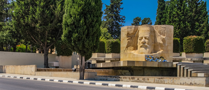 Мемориал, посвященный духовному лидеру восставшего народа Кипра : фото 5