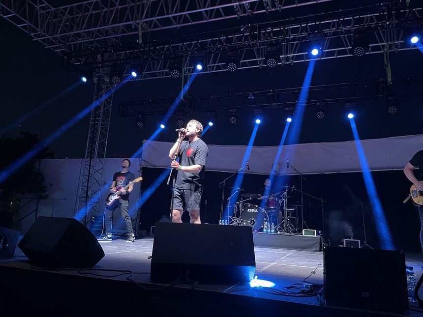 На Кипре с большим успехом прошел концерт группы Nizkiz: фото 2