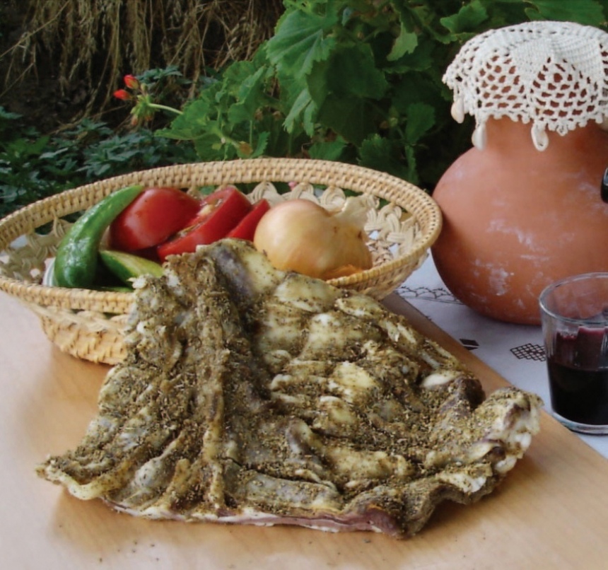 Топ-6 кипрских традиционных деликатесов из мяса: фото 19