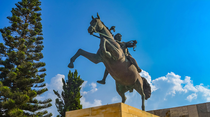 Конная статуя Александра Великого в Пафосе: фото 15