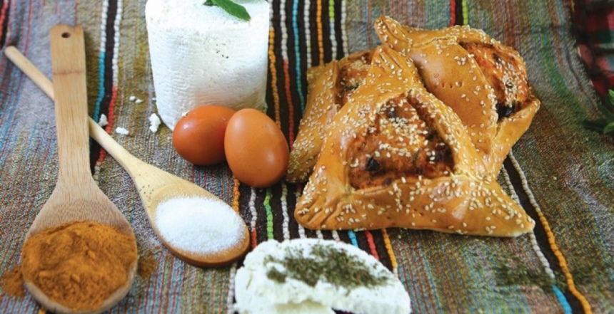 Традиционная кипрская пасхальная выпечка Флаунес: фото 5