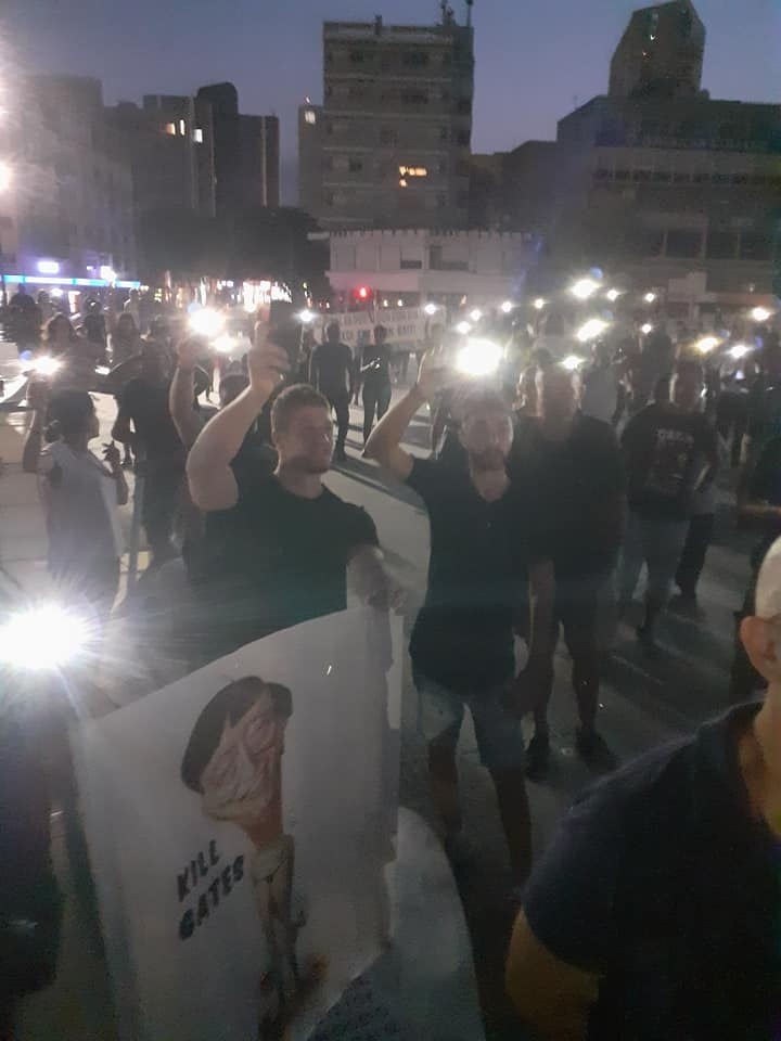 В Никосии прошла очередная акция против карантинных мер: фото 8
