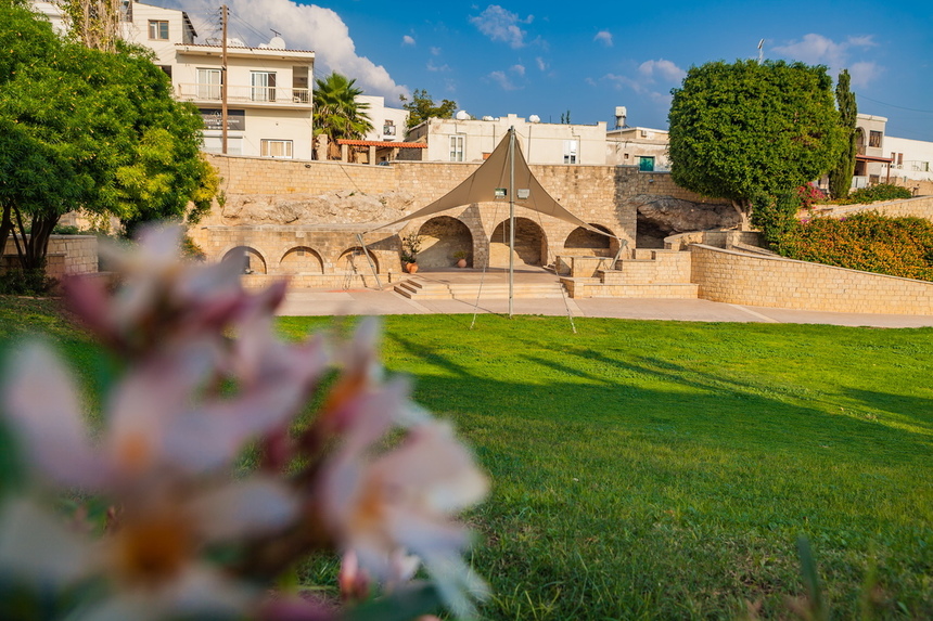 Като Вриси - легендарное место на Кипре, где находились Священные сады богини Афродиты: фото 41