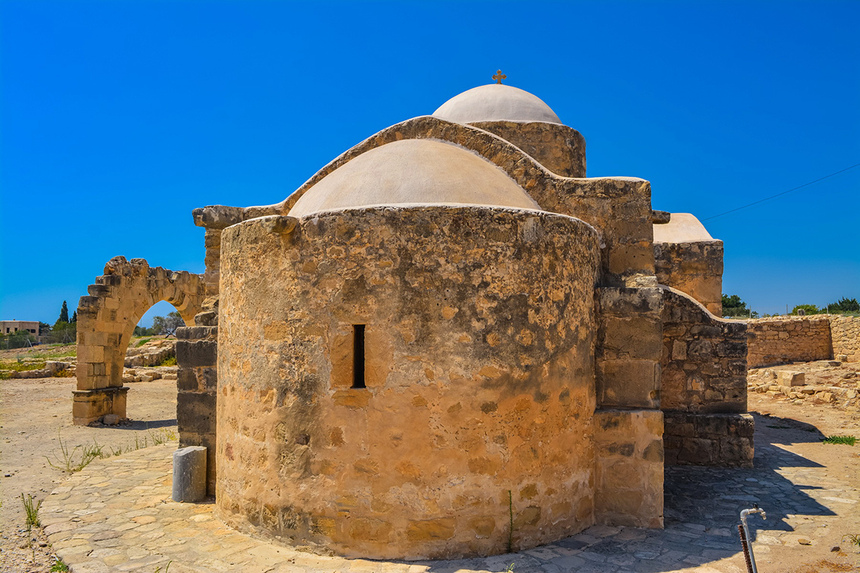 Церковь Панагия Одигитрия, построенная на Кипре из камней, взятых из руин древнего святилища Афродиты: фото 64