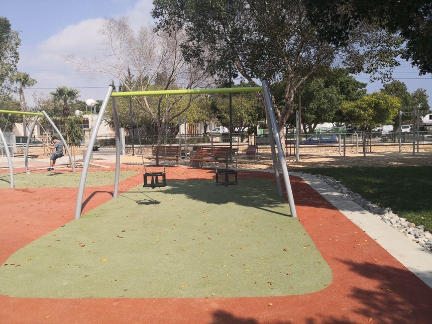 В Лимассоле появилась новая современная детская площадка: фото 14