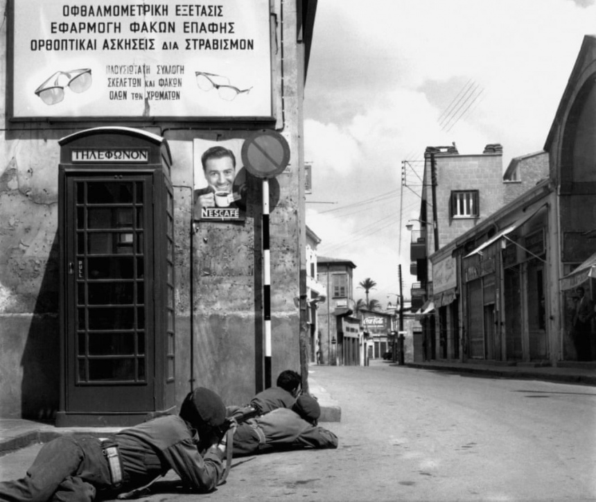 "Позвони мне, позвони" - телефонные будки Кипра: фото 11