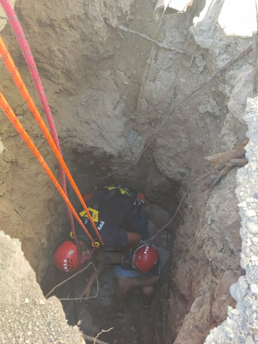 В Ларнаке женщина провалилась в 4-метровую яму: фото 2