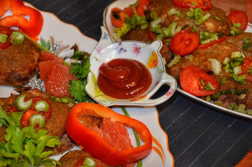 Полезная кухня Кипра. Нежная запеченная куриная грудка в маринаде из сочной кипрской хурмы: фото 25