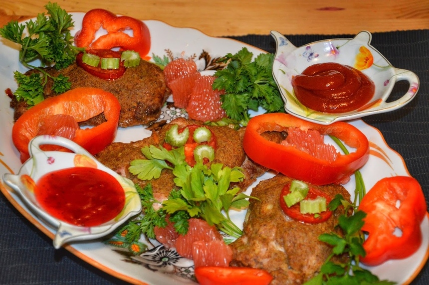 Полезная кухня Кипра. Нежная запеченная куриная грудка в маринаде из сочной кипрской хурмы: фото 3