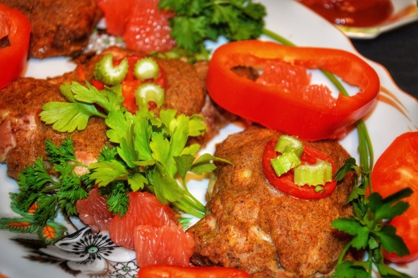 Полезная кухня Кипра. Нежная запеченная куриная грудка в маринаде из сочной кипрской хурмы: фото 2