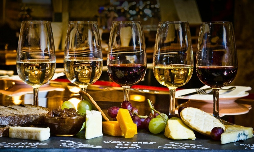 The Oak Tree Wine Cellar & Tasting Room