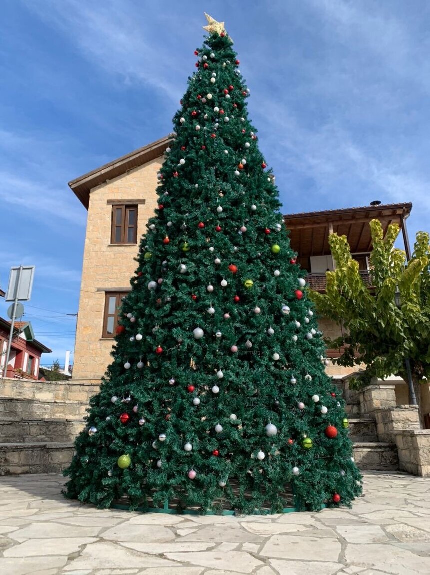 Кипр нарядный: рождественские елки никто не отменял: фото 27