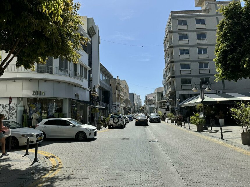 Муниципалитет Лимассола сделает улицу Анексартисиас полностью пешеходной: фото 2