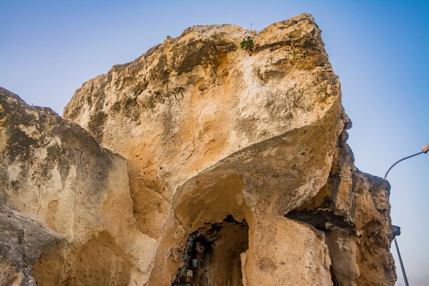 Секретная пещера покровителя всех влюбленных пар в Пафосе : фото 29