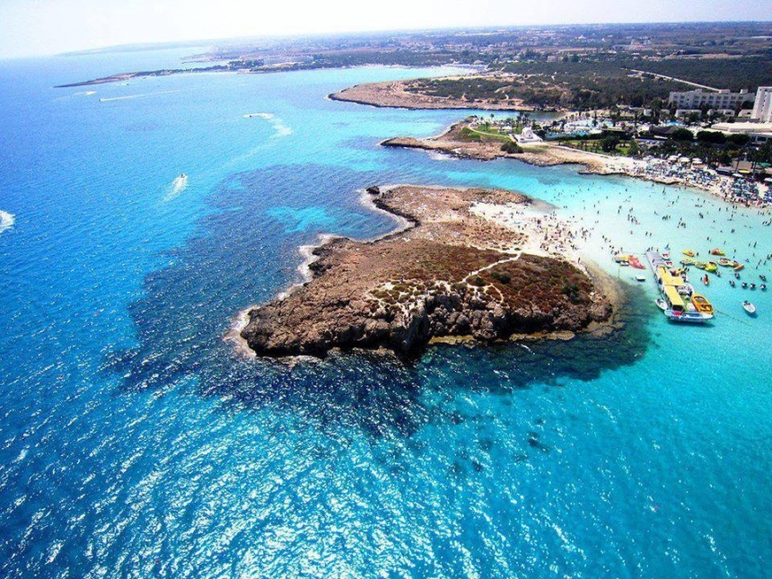 Кипрский Nissi Beach занял 13-е место в рейтинге самых дорогих пляжей мира: фото 2