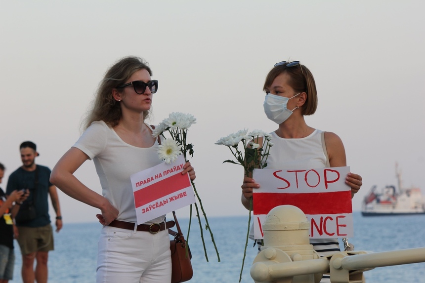 На Кипре прошли акции солидарности с жителями Беларуси: фото 35