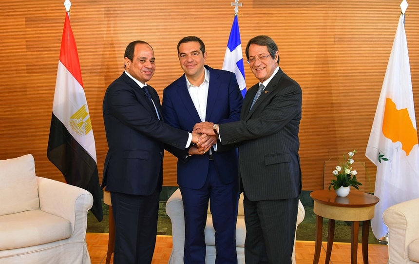 Дружба против общего недруга: в Никосии встретились лидеры Кипра, Египта и Греции: фото 3