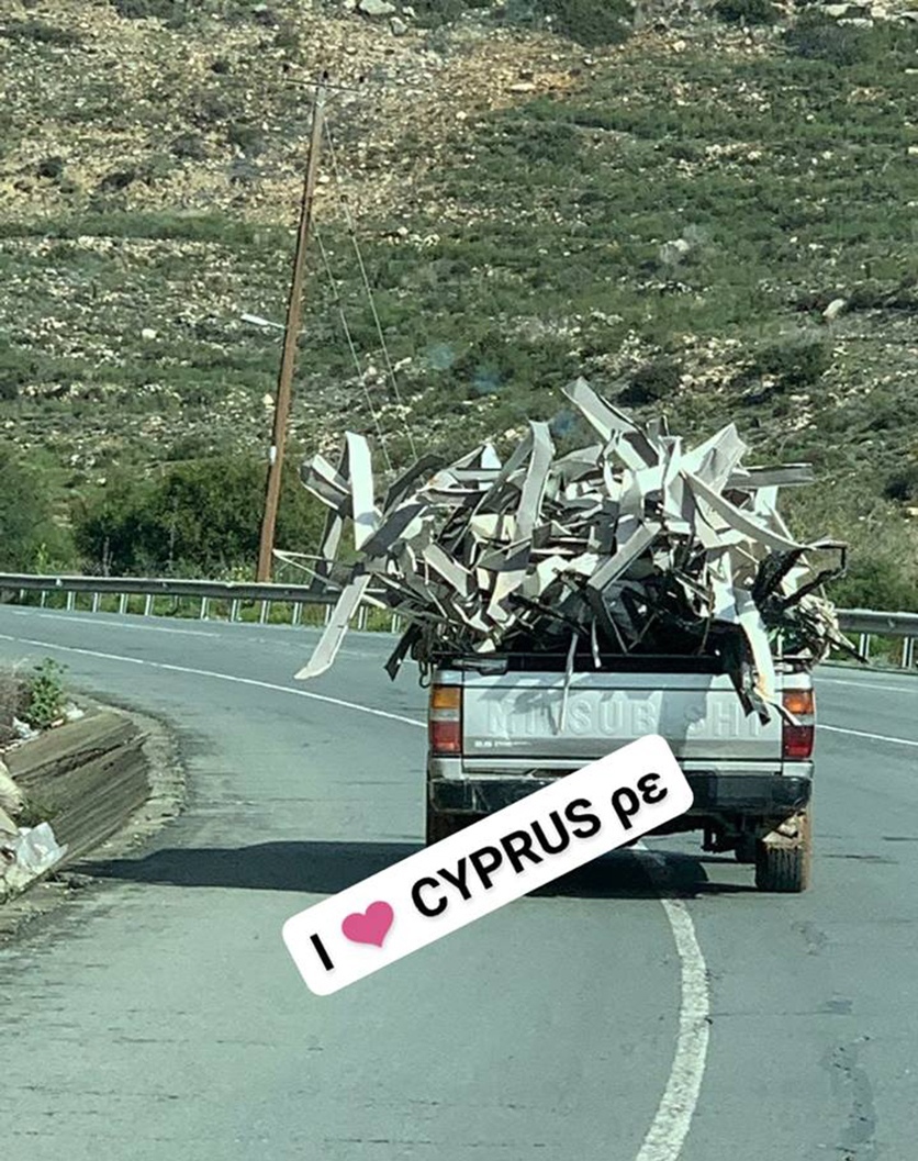 "Ехали медведи на велосипеде": Курьезные и странные случаи на кипрских дорогах! : фото 19