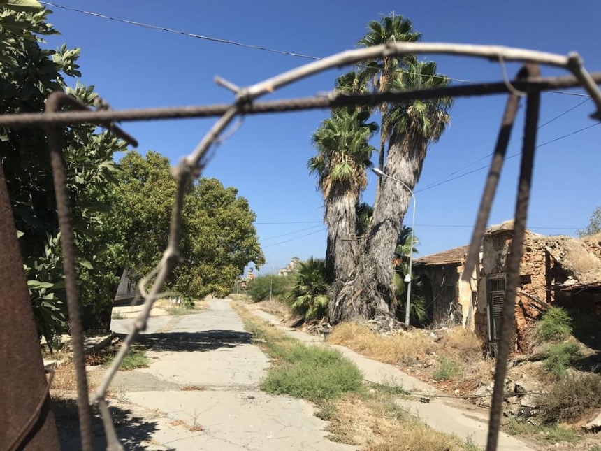 46 свежих фотографий запретного кипрского курорта: фото 15