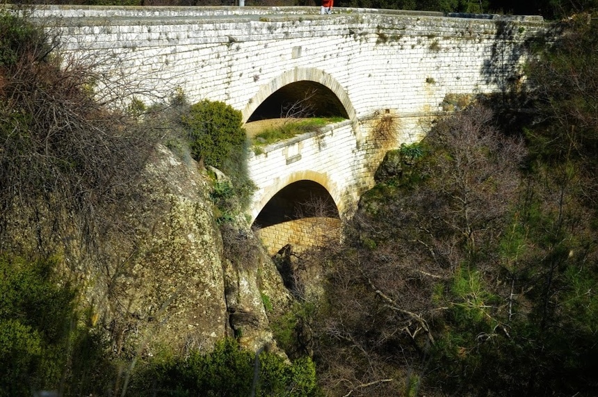 Диплогефиро (двойной мост) в Тримиклини: фото 4