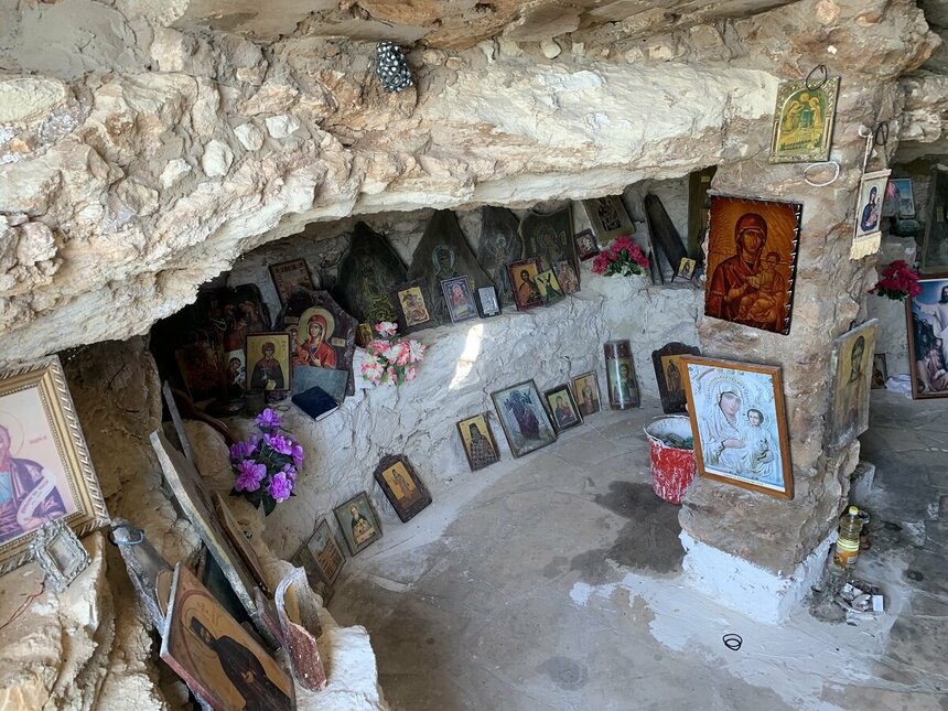 Пещерная часовня Богородицы Эвангелистрии в Ксилофагу: фото 5