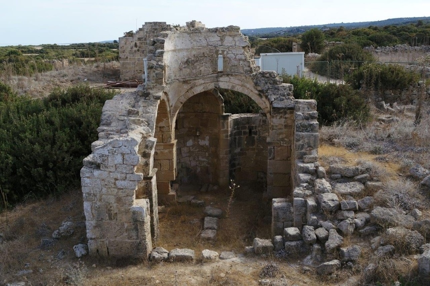 Турки- и греки-киприоты приведут в порядок три церкви на севере острова: фото 3