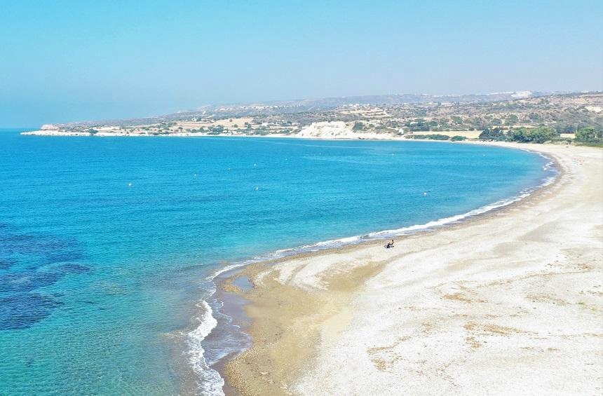 Пляж Авдиму - немноголюдный и уникальный пляж на морском побережье Кипра! : фото 2