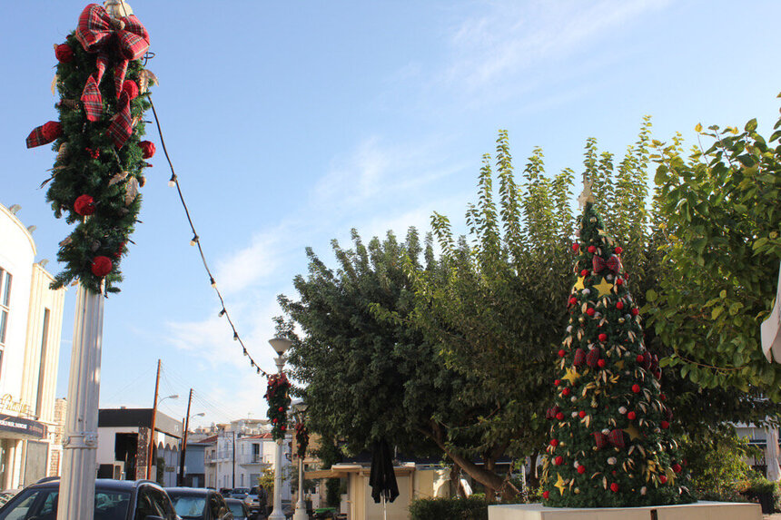 Кипр нарядный: рождественские елки никто не отменял: фото 33
