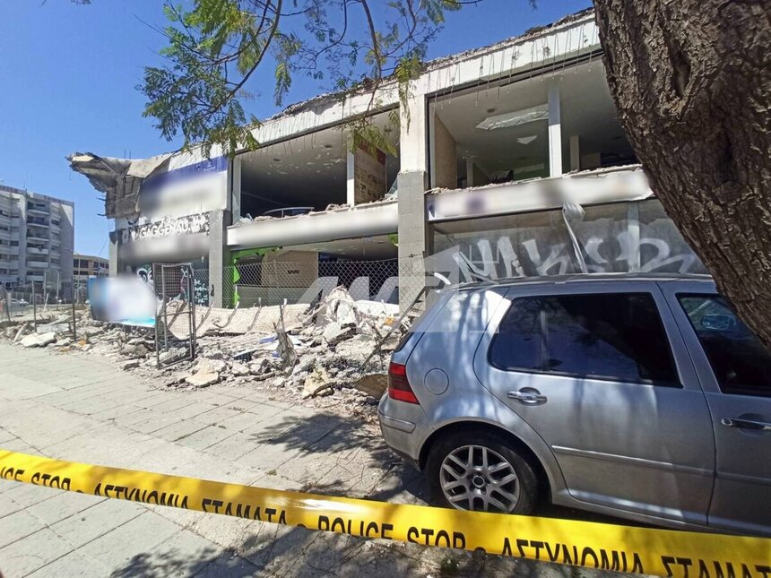 В Лимассоле снова рухнул балкон!: фото 2