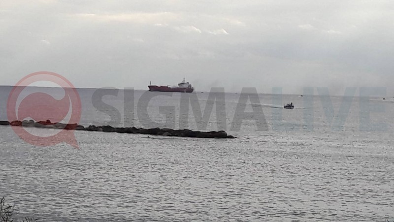 На Кипре взорвался танкер перевозящий газ (Фото и Видео): фото 2