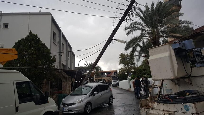 Мощный торнадо разгромил Северный Кипр!: фото 3