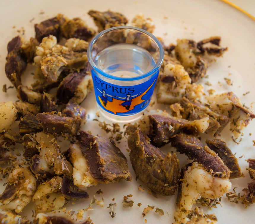 Цамарелла - самый вкусный мясной деликатес на Кипре: фото 3